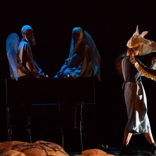 kalika-z-ostrova-inishmaan-4 kalika-z-ostrova-inishmaan-4